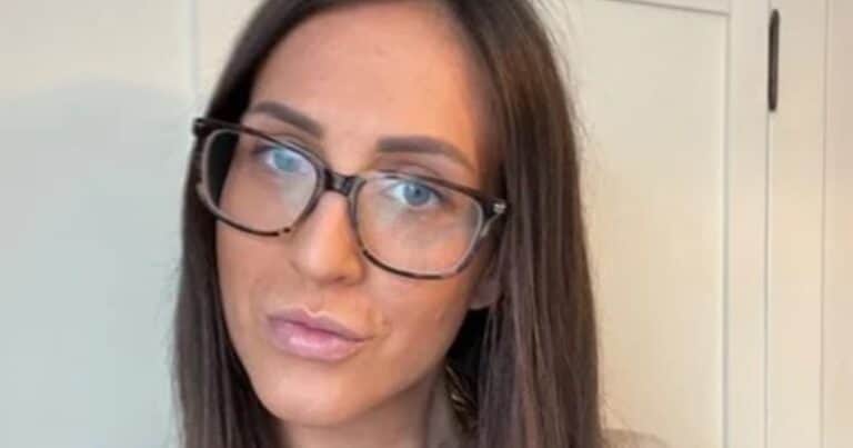 Viajó a otro país para casarse y terminó al borde de la muerte tras ignorar un dolor en su pierna: «No quería arruinar la boda»