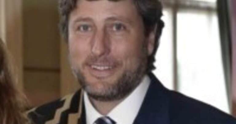 Renunció el vicecanciller Eduardo Bustamante