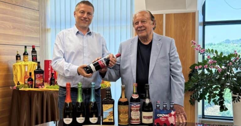 El grupo italiano Campari vendió Cinzano: qué pasará con la marca y la fábrica que tiene en la Argentina