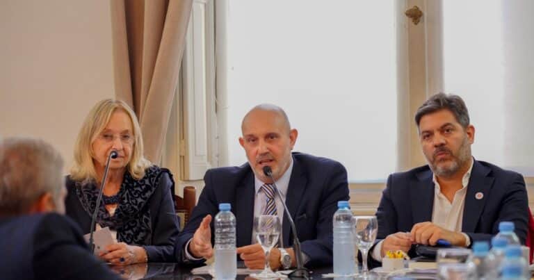 Preocupación en el peronismo: una resolución de la Junta Electoral bonaerense podría favorecer a los libertarios