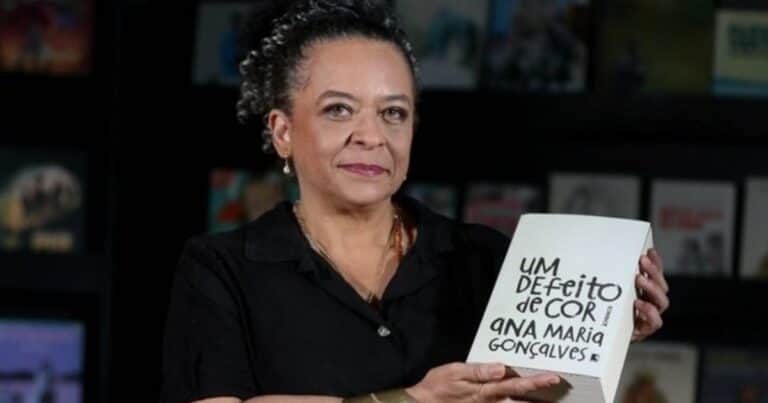 Histórico: Ana Maria Gonçalves, primera mujer negra en la Academia Brasileña de las Letras