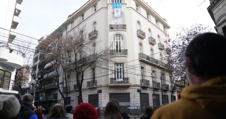 La increíble historia de San José 1111: la casa donde está presa Cristina es la misma en la que nació el PRO