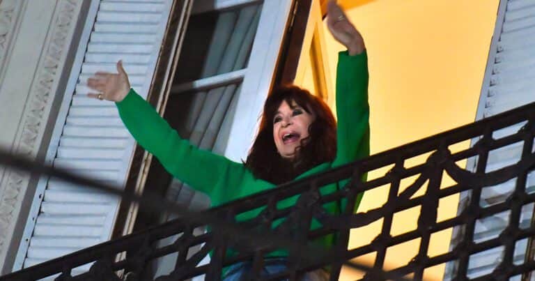 Un estudio confirmó que Cristina Kirchner «no presenta impedimentos médicos» para usar la tobillera electrónica