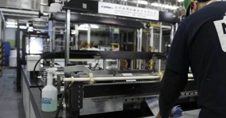 La industria y la construcción remontaron en mayo y extienden la recuperación