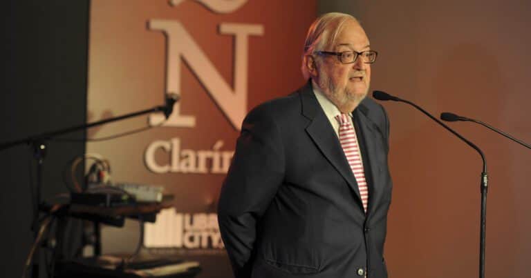 Escritores y lectores despidieron a Daniel Divinsky, el maestro de editores y «padrino» de Mafalda
