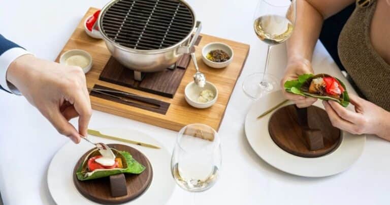 El más lujoso restaurante vegano de Nueva York vuelve a la carne porque no le dan las cuentas