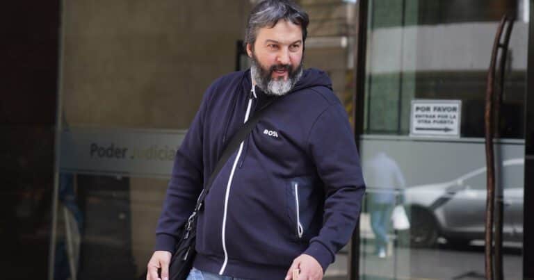 El duro cruce de un periodista con el dueño del laboratorio del fentanilo mortal: «Son pelotudeces»