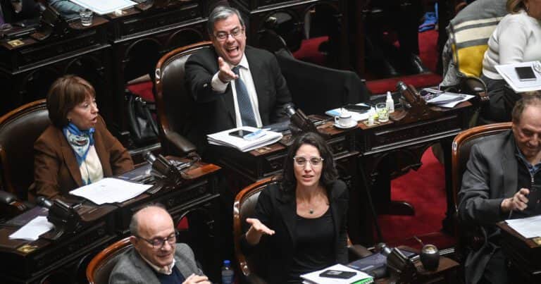 Tras el discurso de Milei, la oposición y los gobernadores avanzan con leyes por más fondos a las provincias