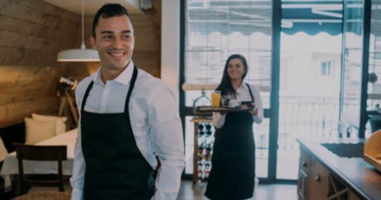 Albania busca en América Latina trabajadores para su sector turístico