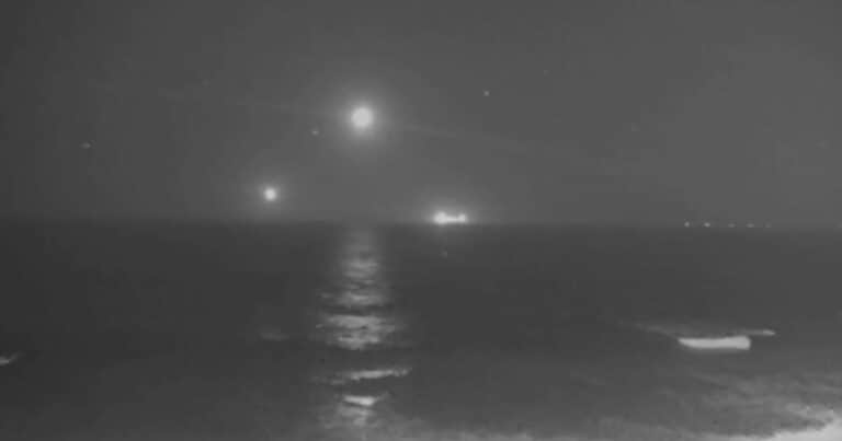 Un congresista de EE.UU. dice que hay «cinco o seis» bases submarinas de OVNIS en las Bahamas