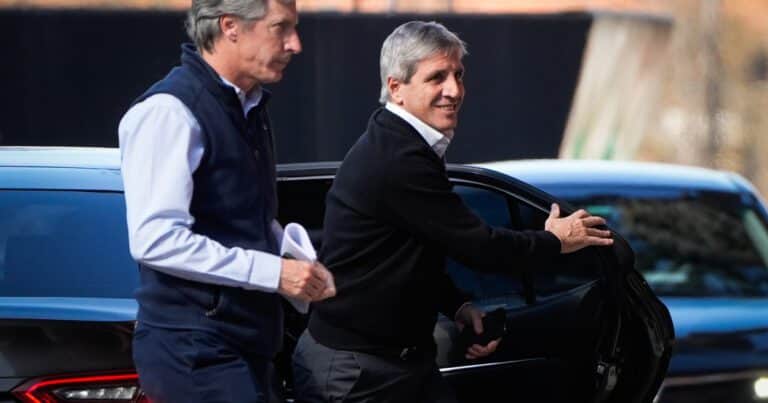 Los Caputo, en alerta: viaje secreto a Nueva York, rosca con fondos extranjeros y tensión por el dólar