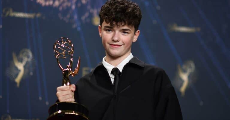 Debutó como actor en Adolescencia, el éxito de Netflix, y ya ganó un Emmy: quién es Owen Cooper