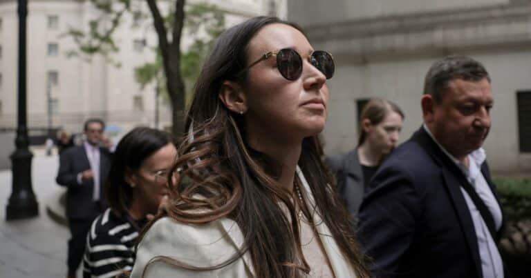 Quién es Charlie Javice: la joven CEO sentenciada a 7 años de prisión por estafar a JPMorgan por 175 millones de dólares