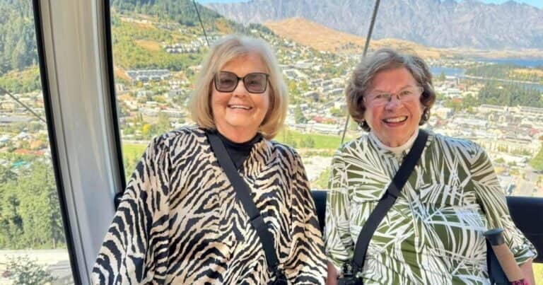 «Las nonas viajeras»: cómo dos amigas de 84 años convirtieron el duelo en una vuelta al mundo