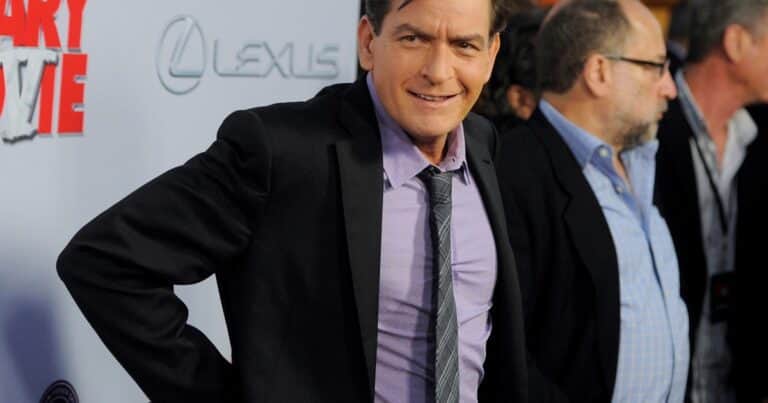 Charlie Sheen a los 60 años: en cuánto quedó su fortuna después de la ruina personal