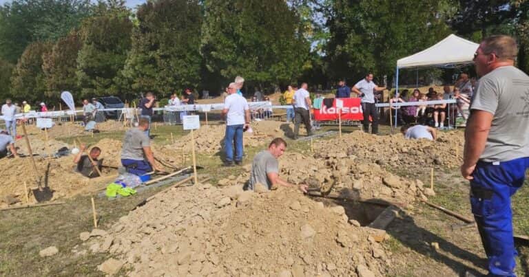 Insólito torneo en Hungría: cavadores de tumbas compitieron por el título mundial