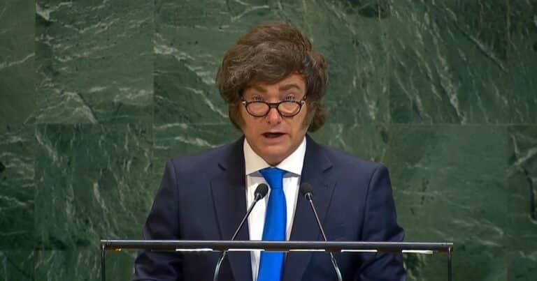 Javier Milei y sus medidas, EN VIVO: tras su paso por Nueva York, el Presidente vuelve al país en medio de las críticas del campo por las retenciones cero