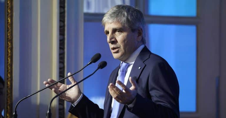 Javier Milei y sus medidas, EN VIVO: a horas de la elección bonaerense, Luis Caputo prometió avanzar con las reformas tributaria y laboral