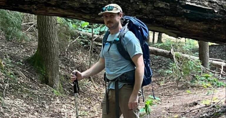 Sintió un dolor agudo en su pantorrilla mientras caminaba en un bosque y vivió una pesadilla: «Pensé que nunca iba a salir de allí»
