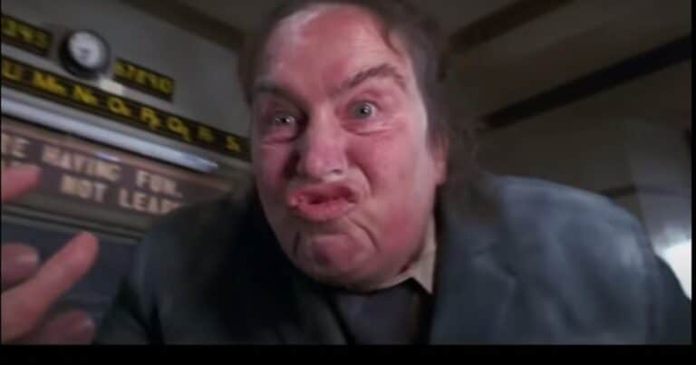 Su no maternidad y el abuso emocional: Tronchatoro, la odiosa directora de Matilda, a los 77 años