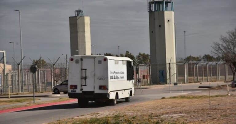 Una presa que cambió de género irá a juicio por violar a otras siete detenidas en una cárcel de Córdoba