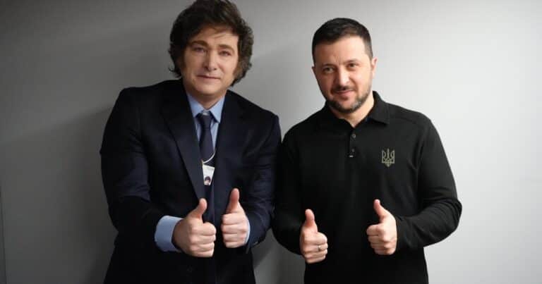 Volodimir Zelenski llamó a Javier Milei: lo felicitó por el triunfo en las elecciones legislativas y lo invitó a Ucrania