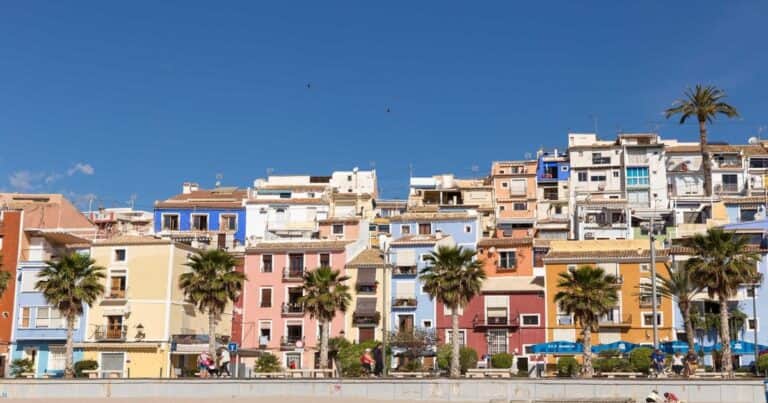 El pueblo de Alicante que muchos llaman la “costa Amalfitana española”