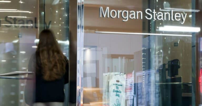 Salto del dólar tras las elecciones: Morgan Stanley prevé tres escenarios según el resultado