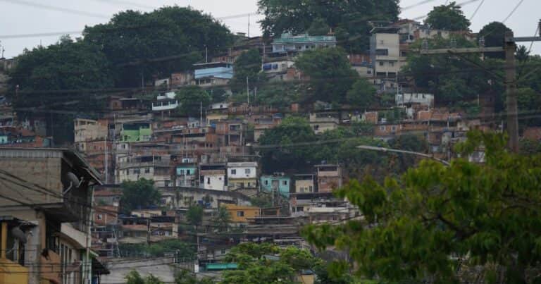 Favela Penha y Alemão: cómo son los barrios de Río de Janeiro donde la policía se enfrentó al Comando Vermelho