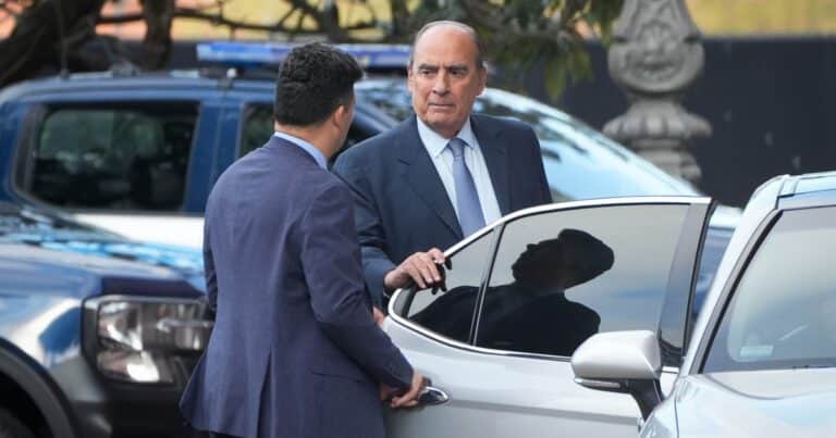 Karina Milei gana más poder en el Gobierno: renunció Guillermo Francos y Manuel Adorni será el nuevo Jefe de Gabinete