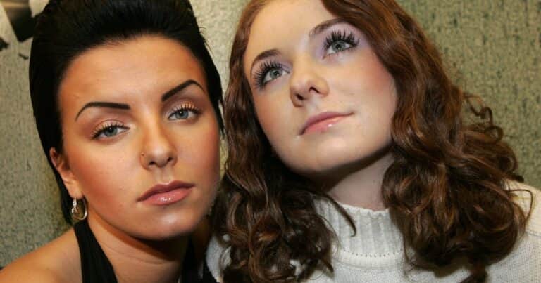 ¿Vuelve t.A.T.u. a Argentina? La historia detrás del dúo ruso que engañó al mundo con su falso romance lésbico