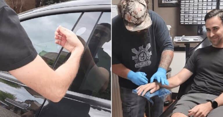 Se implantó un chip en la mano que le sirve como llave para abrir su Tesla