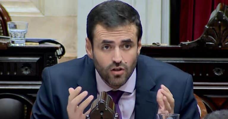 Tras el caso Espert, los libertarios iniciaron el proceso para desaforar a un diputado K