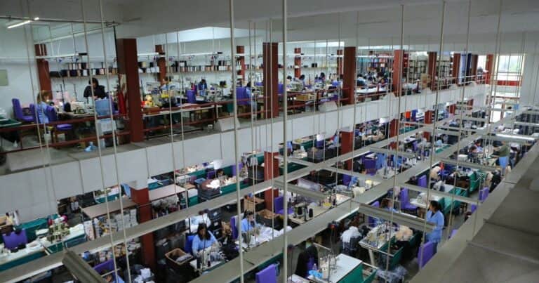 La industria textil contra las cuerdas: tiene el 50% de las fábricas paradas