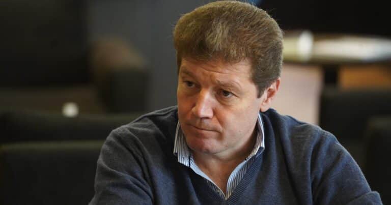 El gobernador de Tierra del Fuego le exige «explicaciones inmediatas» a Luis Petri por supuestas reuniones de funcionarios de Defensa en la Embajada Británica