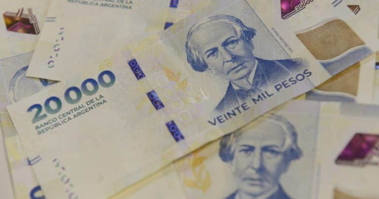 Los plazos fijos vuelven a subir: los bancos ofrecen rendimientos de hasta más del 50% en la antesala electoral