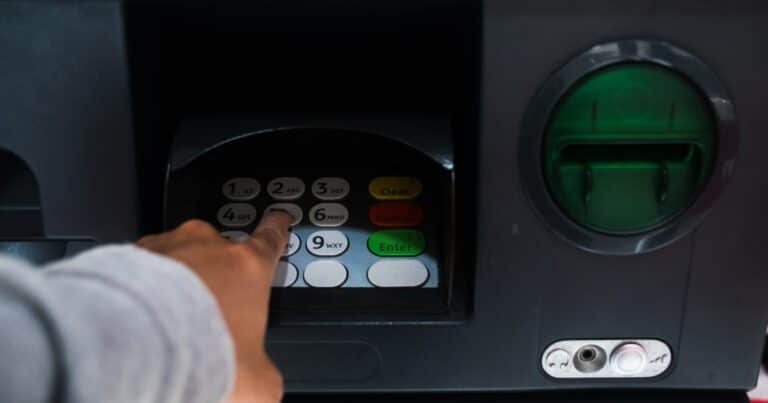 Los bancos estarán cerrados este jueves 6 de noviembre: qué operaciones estarán habilitadas y cómo hacerlas