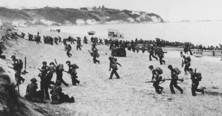 El día que desembarcaron 33.000 soldados de EE.UU. y los nazis no los detectaron