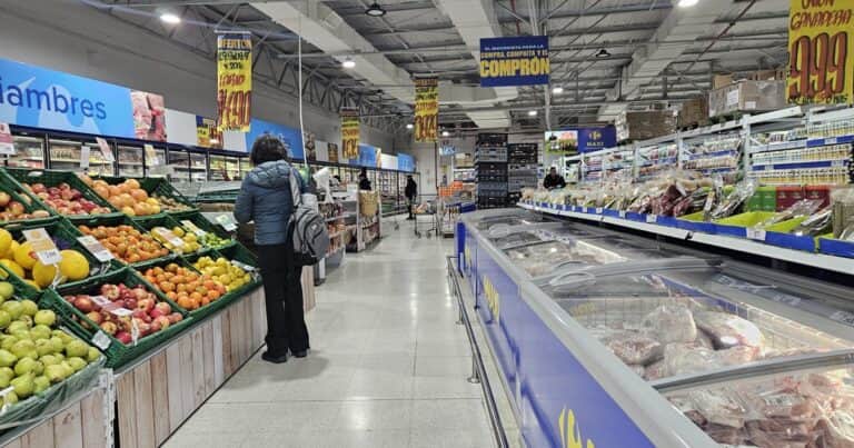 Inflación de octubre de 2025: a qué hora difunde el dato el INDEC y qué pronostican las consultoras
