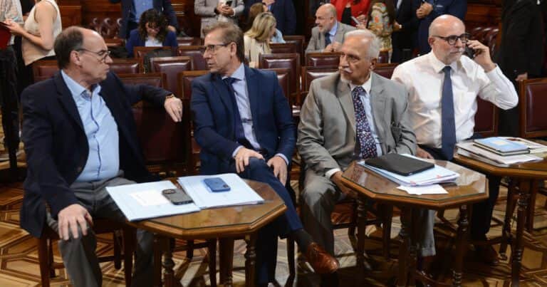 Guerra de impugnaciones en el Senado: el Gobierno busca impedir que asuman Capitanich y Soria mientras sostiene a Villaverde