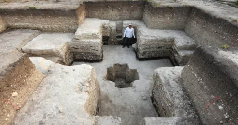 Descubren en México el mayor y más antiguo monumento maya