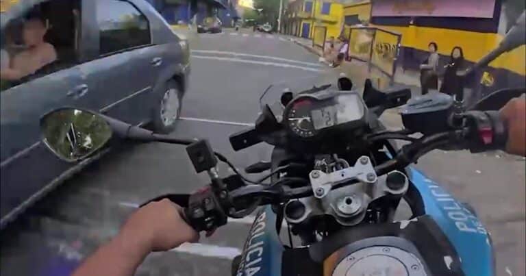 Robo y persecución a más de 100 kilómetros por hora por la Bombonera: un motochorro detenido