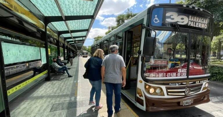 Colectivos, trenes y subte en el AMBA: cuánto sale el boleto desde noviembre 2025