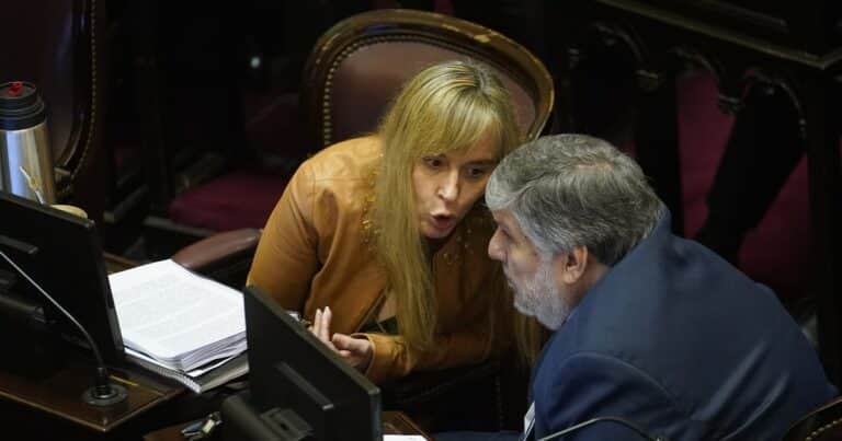 Cristina Kirchner enfrenta rebeldías y faltazos en el Senado y sus alfiles buscan forzar la unidad