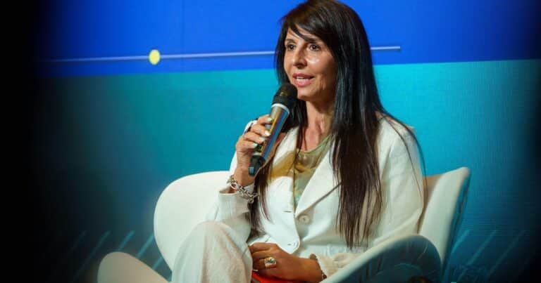 El peronismo busca frenar la asunción de una senadora electa de LLA vinculada con Fred Machado