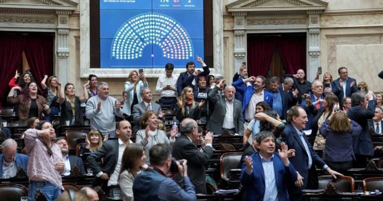 Javier Milei y sus medidas, EN VIVO: el Gobierno evalúa convocar a extraordinarias en el Congreso antes del 10 de diciembre para acelerar sus reformas