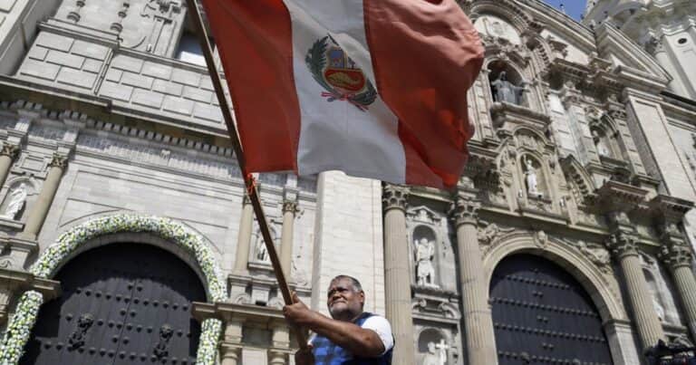 La receta que busca imitar la Argentina: cómo Perú estabilizó precios y fortaleció su moneda