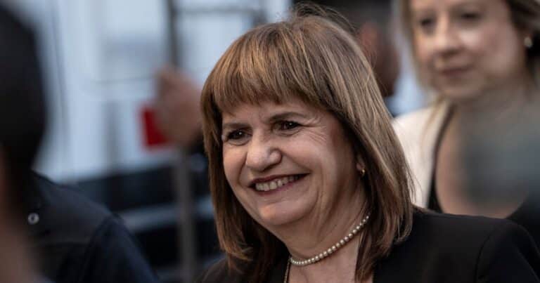 «La pelota no se mancha, aunque creo que ya está bastante sucia»: Bullrich se sumó a las críticas contra Chiqui Tapia