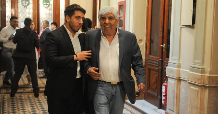 «Portación de apellido»: Hugo Moyano puso a dedo a su hijo menor en un cargo clave de Camioneros
