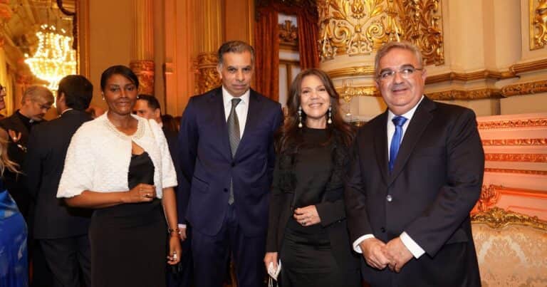 Golpe para el peronismo: otro gobernador se lleva cuatro diputados del bloque de Unión por la Patria